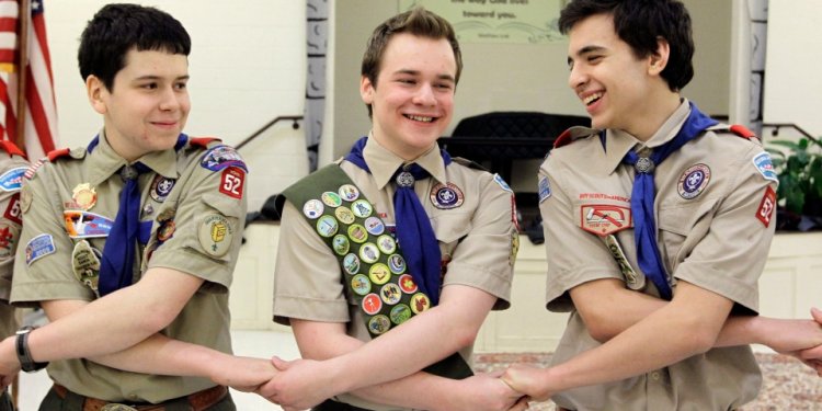 Gay Boy Scout achieves highest