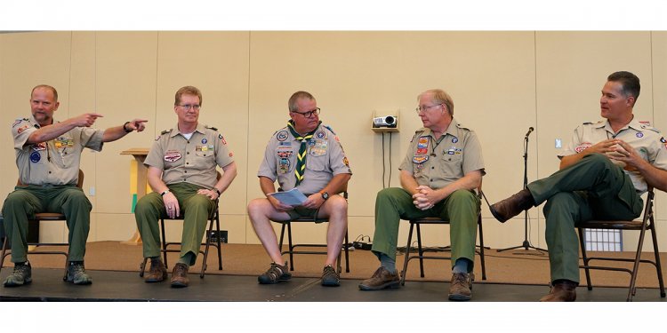 Boy-scout-leaders