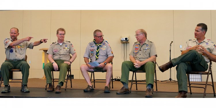Boy Scouts California leaders uniform